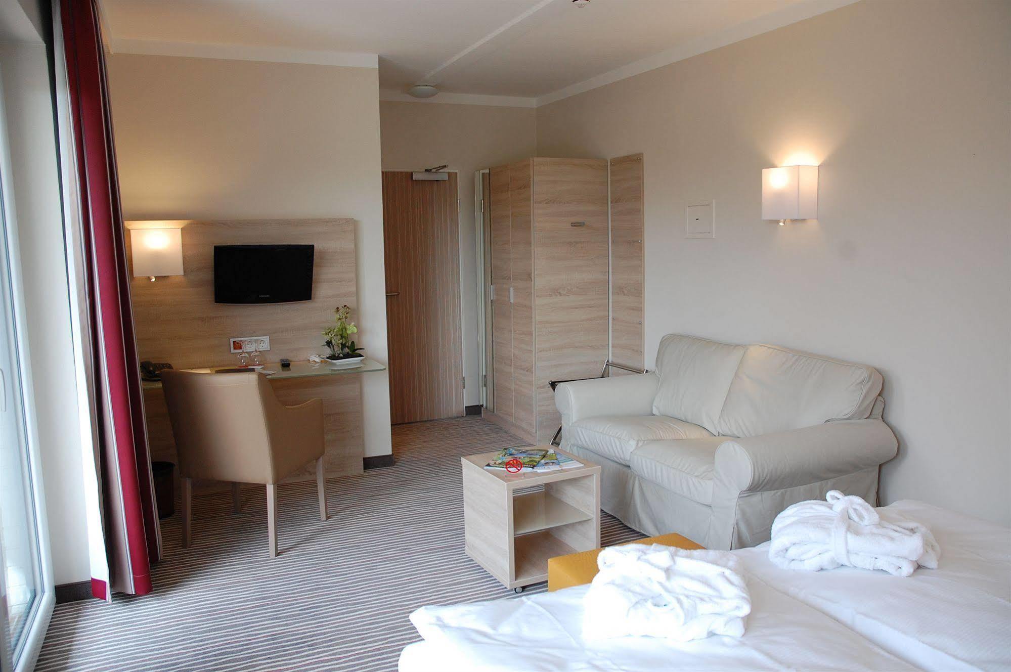 Parkhotel Bad Bevensen ,Thermeplus Eksteriør billede